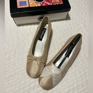 NWT New in Box Tan Size 10 Raw Silk Unlisted flats with small heel bow detail